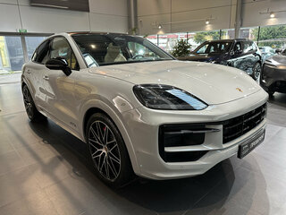2026 Porsche Cayenne GTS Coupé III Рестайлинг, серый, 24900000 рублей, вид 3