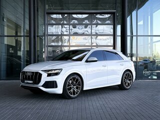 2022 Audi Q8 45 TDI I (4M), белый, 6390000 рублей, вид 3