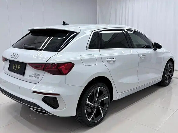 2023 Audi A3 Sportback 35 TFSI IV (8Y), белый, 2110002 рублей - вид 5