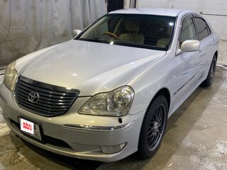 2004 Toyota Crown Majesta IV (S180), серый, 720000 рублей, вид 1