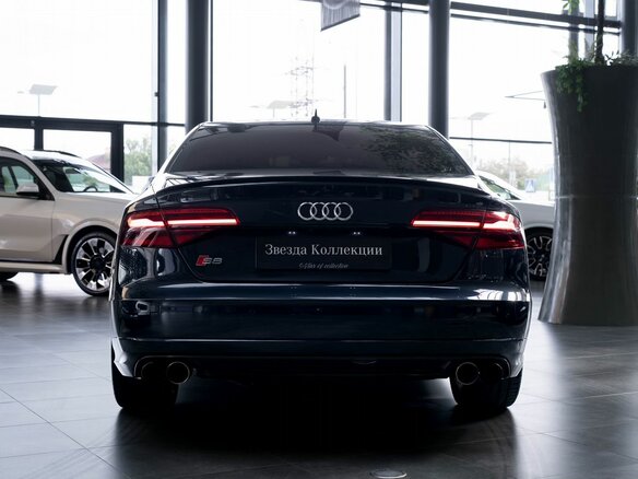 2016 Audi S8 III (D4) Рестайлинг, синий, 8490000 рублей - вид 5