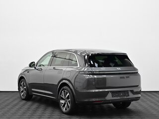 2023 Li Auto (Lixiang) L7 I, серый, 5449000 рублей, вид 4