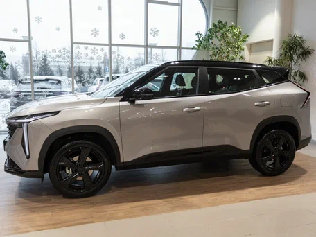 2026 Geely Cityray, серебристый, 2849838 рублей, вид 3