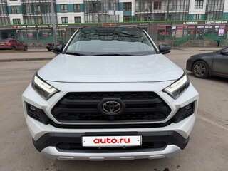 2024 Toyota RAV4 V (XA50), белый, 3790000 рублей, вид 2