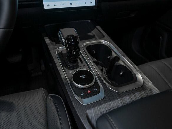 2026 Jaecoo J7 I Рестайлинг, чёрный, 2849000 рублей - вид 13