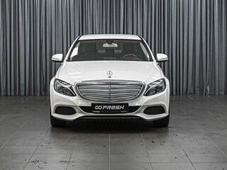 2015 Mercedes-Benz C-Класс 250 IV (W205), белый, 2348000 рублей, вид 3