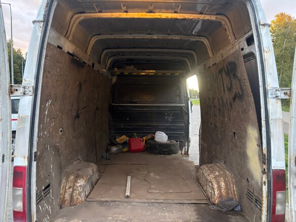 2000 Mercedes-Benz Sprinter, белый, 360000 рублей - вид 15
