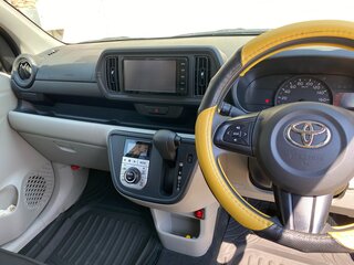 2016 Toyota Passo III, жёлтый, 670000 рублей, вид 4