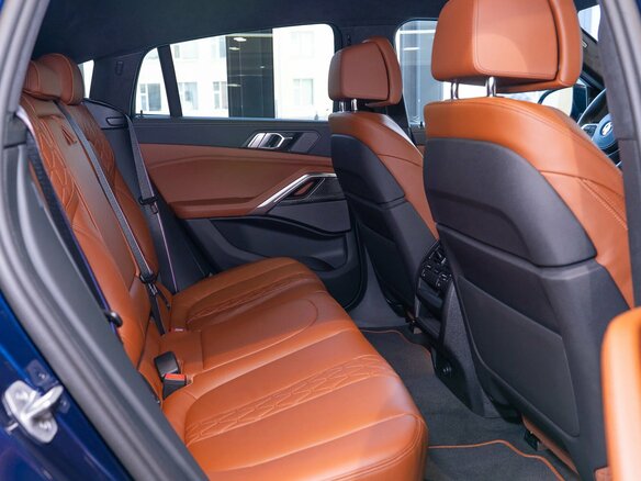 2025 BMW X6 40d III (G06) Рестайлинг, синий, 17700000 рублей - вид 20