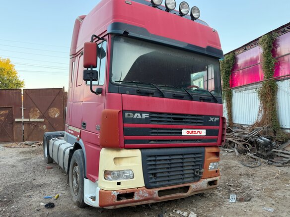2004 DAF XF, красный, 1400000 рублей - вид 2