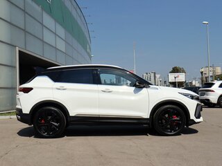 2023 Geely Coolray I Рестайлинг, белый, 1920000 рублей, вид 4