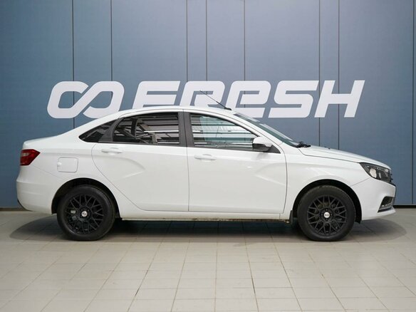 2017 Lada (ВАЗ) Vesta I, белый, 999000 рублей - вид 4