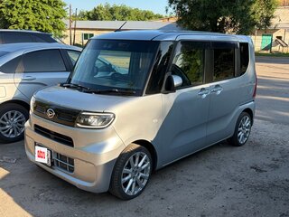 2019 Daihatsu Tanto IV, серый, 730000 рублей, вид 1