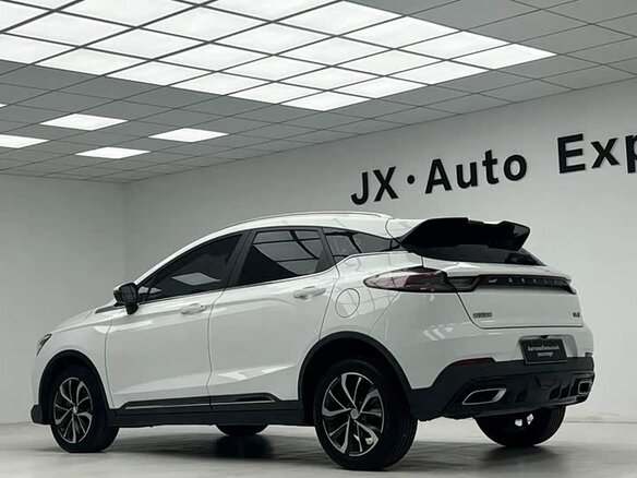 2022 Geely Emgrand S, белый, 1100000 рублей - вид 4