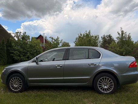 2009 Skoda Superb DSG II, серебристый, 756000 рублей, вид 3