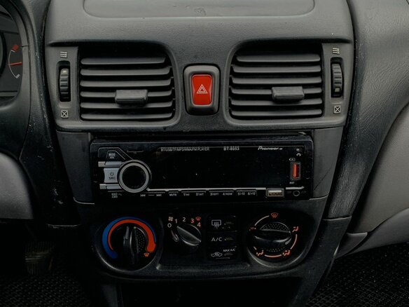 2003 Nissan Almera II (N16) Рестайлинг, серебристый, 219000 рублей - вид 13