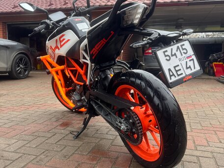 2019 KTM 390 Duke, белый, 450000 рублей, вид 4