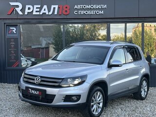 2015 Volkswagen Tiguan I Рестайлинг, серебристый, 1649000 рублей, вид 2