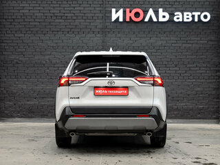 2021 Toyota RAV4 V (XA50), белый, 3250000 рублей, вид 5