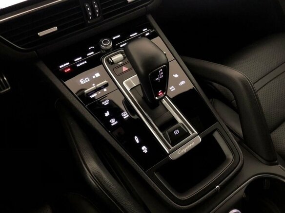 2018 Porsche Cayenne S III, чёрный, 5890000 рублей - вид 12