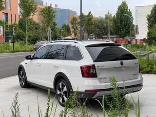 2019 Skoda Octavia III (A7) Рестайлинг, белый, 1550000 рублей, вид 3