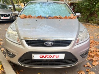 2011 Ford Focus II Рестайлинг, серебристый, 750000 рублей, вид 1