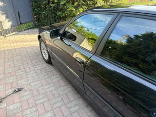 2000 BMW 7 серии 735i III (E38) Рестайлинг, чёрный, 950000 рублей, вид 3