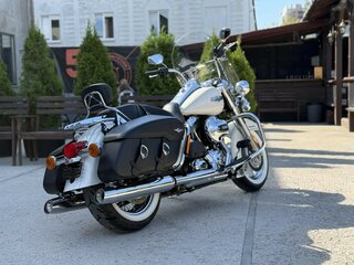 2014 Harley-Davidson Road King, белый, 2000000 рублей, вид 5