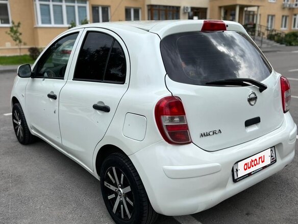 2011 Nissan Micra IV (K13), белый, 490000 рублей - вид 1