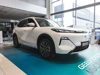 2026 Geely EX5 Гибрид EM-R, белый, 3829990 рублей, вид 4