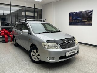 2005 Toyota Corolla Fielder IX (E120, E130) Рестайлинг, белый, 610000 рублей, вид 3