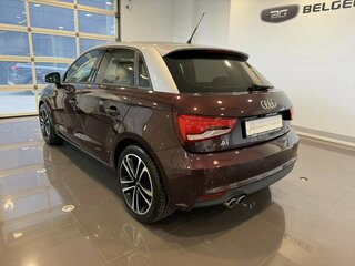 2015 Audi A1 I (8X) Рестайлинг, фиолетовый, 1139000 рублей, вид 2