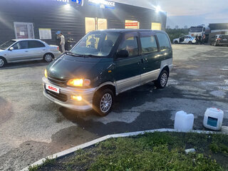 1997 Nissan Serena I (C23), зелёный, 400000 рублей, вид 2