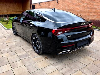 2023 Kia K5 III, чёрный, 2780000 рублей, вид 3