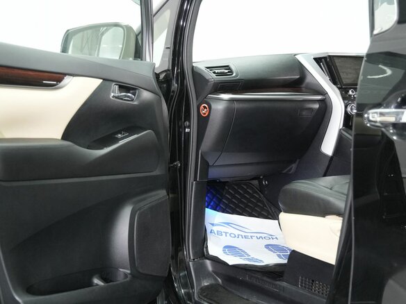 2016 Toyota Alphard III, чёрный, 3150000 рублей - вид 14