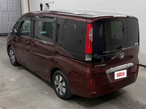 2020 Honda Stepwgn V Рестайлинг, пурпурный, 1630000 рублей - вид 2