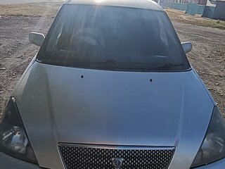 2002 Toyota Opa I Рестайлинг, серебристый, 500000 рублей, вид 2