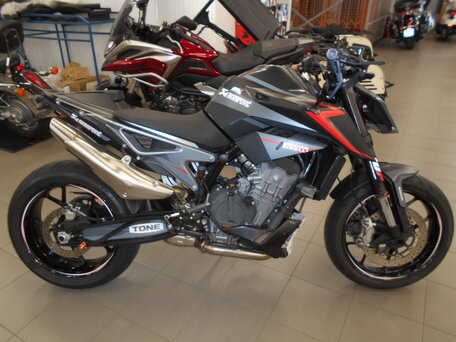 2018 KTM 790 Duke, серый, 580000 рублей, вид 2