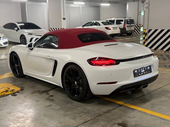 2022 Porsche Boxster IV 718 (982), белый, 7990000 рублей - вид 14