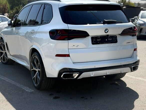 2026 BMW X5 40i IV (G05/G18) Рестайлинг, белый, 13950000 рублей - вид 23