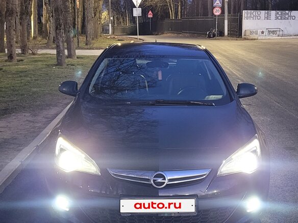 2012 Opel Astra GTC J Рестайлинг, чёрный, 880000 рублей - вид 3
