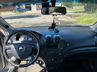 2010 Chevrolet Aveo I Рестайлинг, серебристый, 450000 рублей, вид 5
