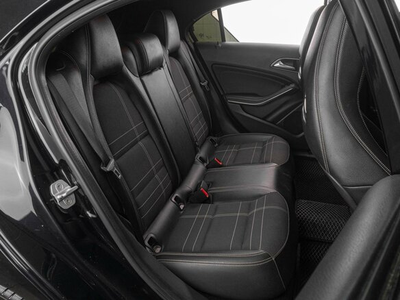 2014 Mercedes-Benz A-Класс 180 III (W176), чёрный, 1559000 рублей - вид 6