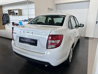 2026 Lada (ВАЗ) Granta I Рестайлинг, белый, 1068000 рублей, вид 5