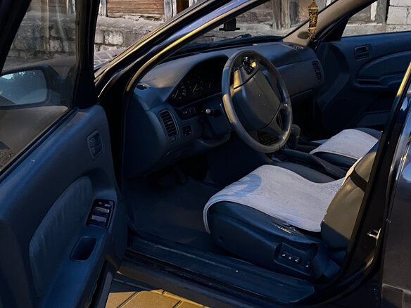 1997 Nissan Maxima IV (A32), синий, 325000 рублей - вид 4