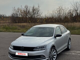 2016 Volkswagen Jetta VI Рестайлинг, серебристый, 1500000 рублей, вид 2