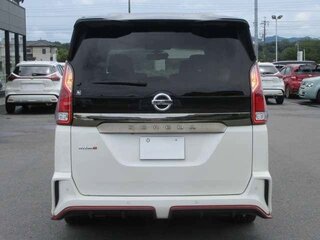 2021 Nissan Serena S-Hybrid V (C27) Рестайлинг, белый, 1604000 рублей, вид 5