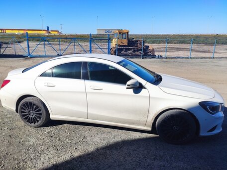 2015 Mercedes-Benz CLA 200 I (C117, X117), белый, 1570000 рублей, вид 2