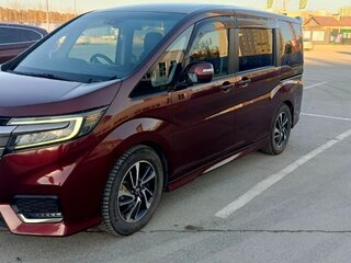 2018 Honda Stepwgn Spada V Рестайлинг, красный, 2290000 рублей, вид 4