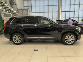 2016 Volvo XC90 II, чёрный, 2720000 рублей, вид 4